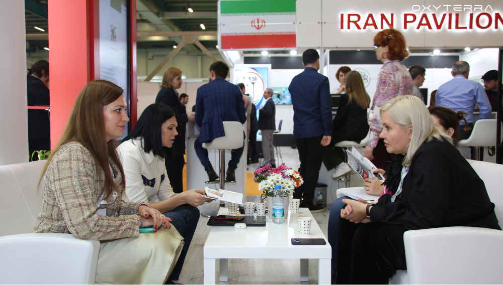Татьяна Росс на переговорах в 2023 году в Иране на выставке IRAN HEALTH